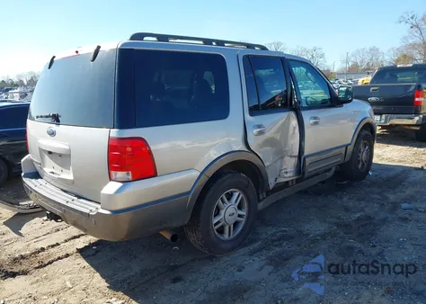 2005 Ford Expedition Nbx/Xlt z USA, uszkodzony, nr VIN 1FMFU16545LA44155